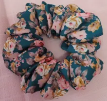 XL green floral scrunchie